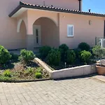Vakantiehuis Dijana Viskovići