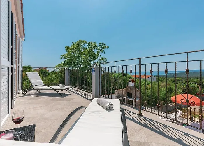 펜션 Dijana Viskovići