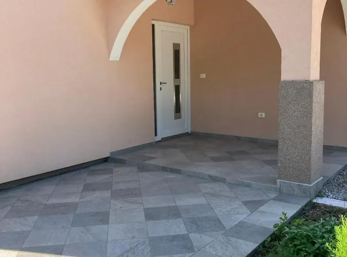 Dijana 펜션 Viskovići