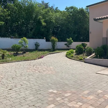 Holiday home Dijana *