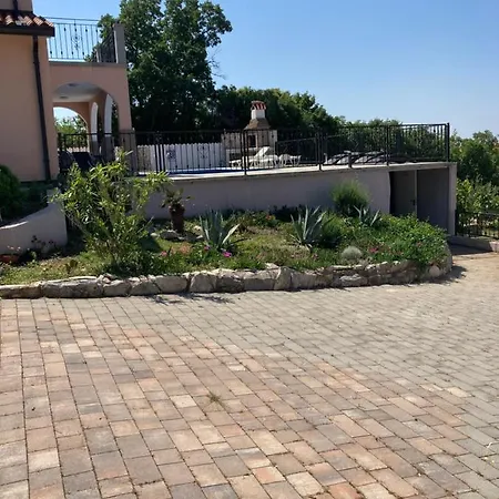 Dijana Holiday home Viskovici